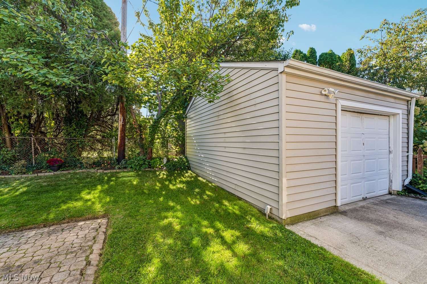 3439 Doris Road Cleveland OH 44111