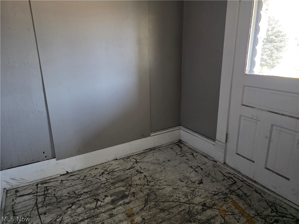214 W Church Street Newcomerstown OH 43832
