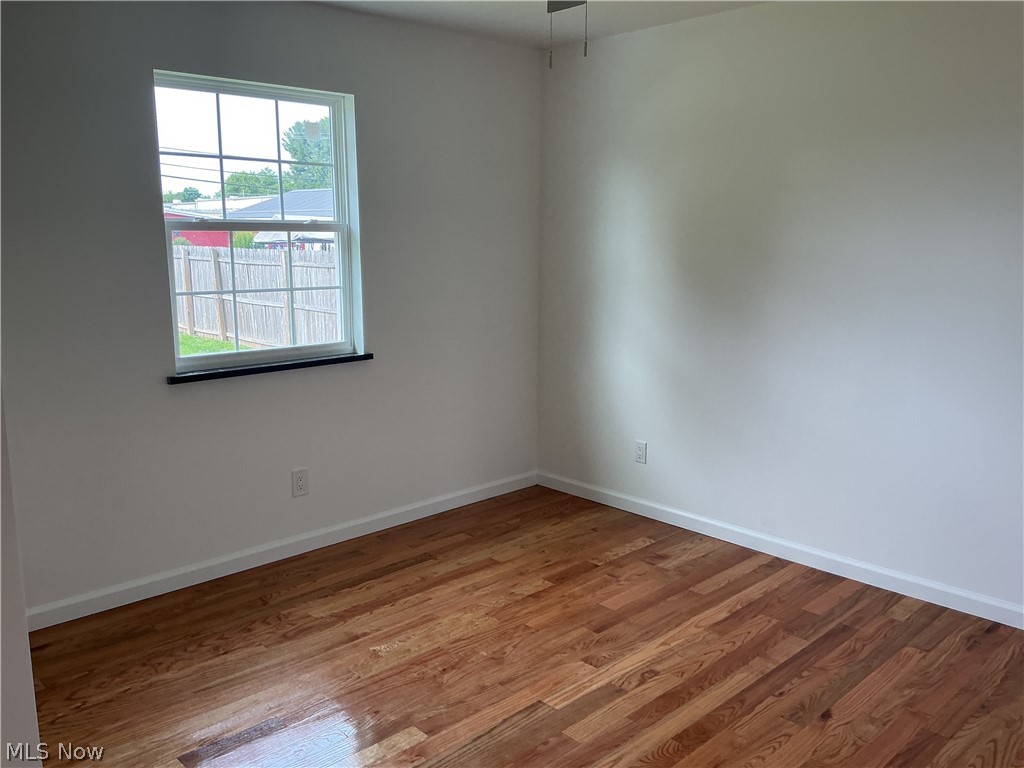 165 W 3rd Street Frazeysburg OH 43822