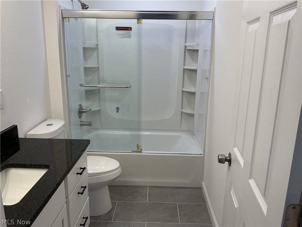 165 W 3rd Street Frazeysburg OH 43822