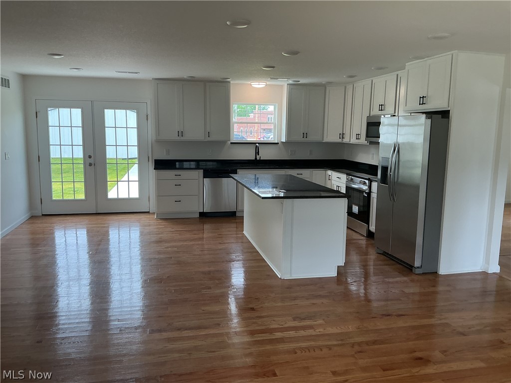 165 W 3rd Street Frazeysburg OH 43822