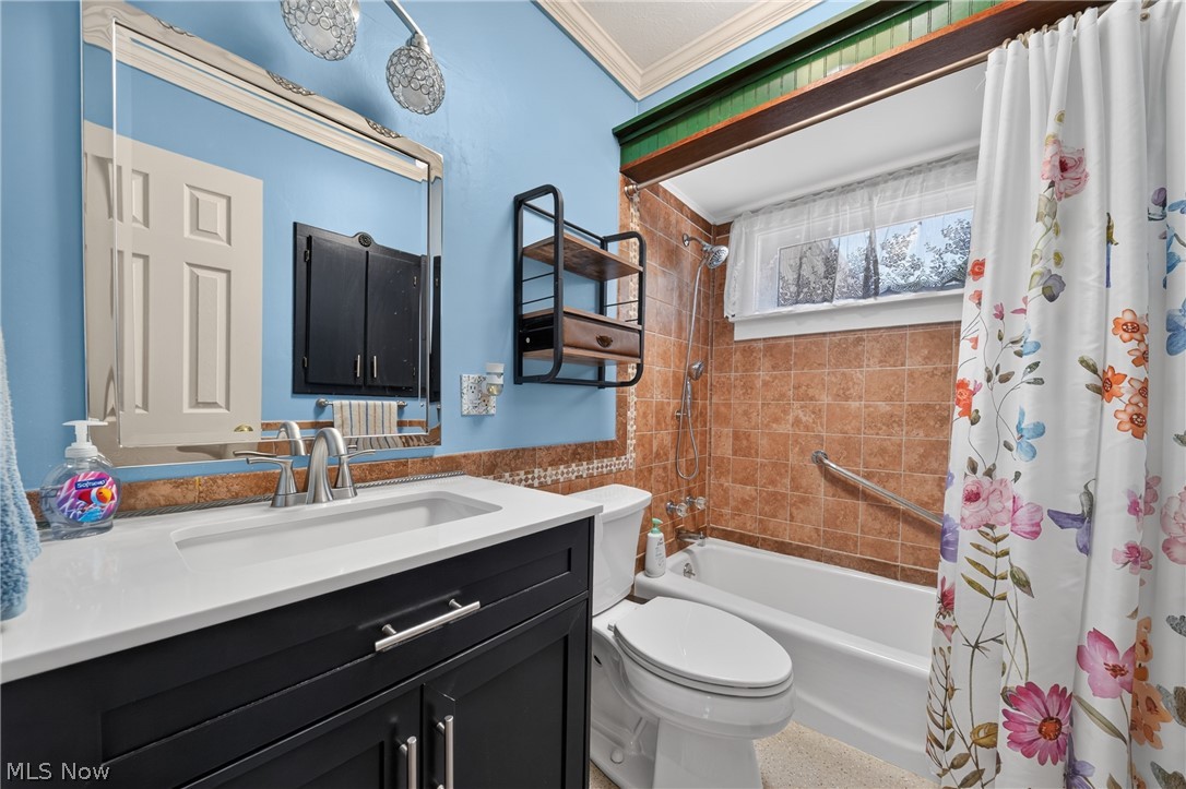 6045 S Mcnutt Avenue Ashtabula OH 44004