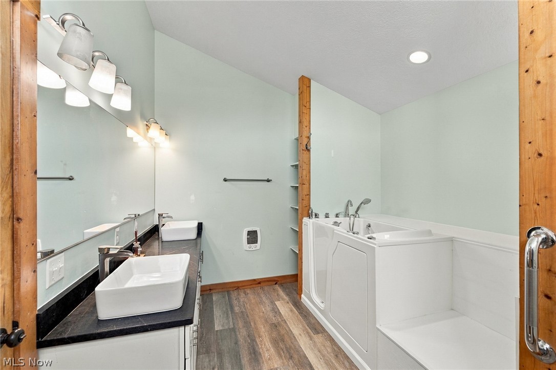7877 W Smith Road Medina OH 44256