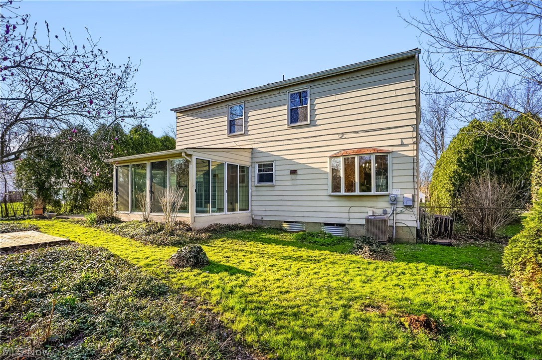 3750 Allenwood Drive SE Howland OH 44484
