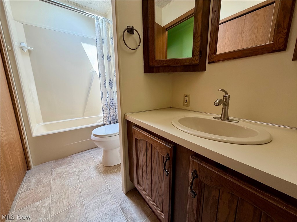 28 Wilpark Drive Akron OH 44312
