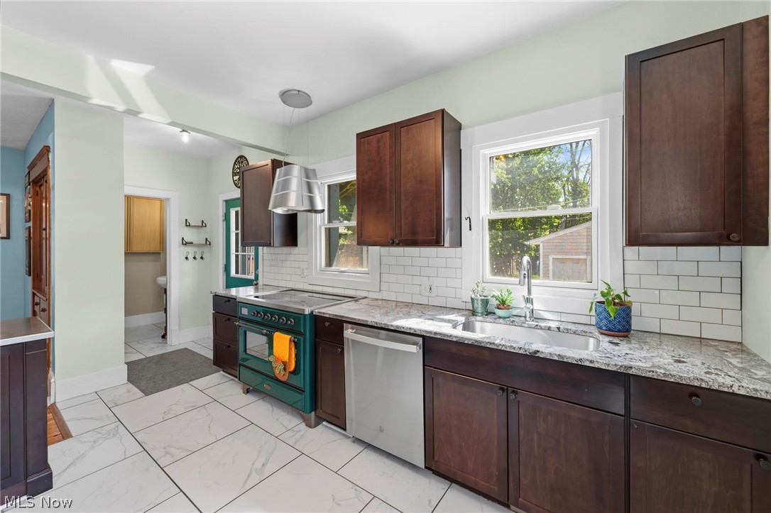 1815 W 58th Street Cleveland OH 44102