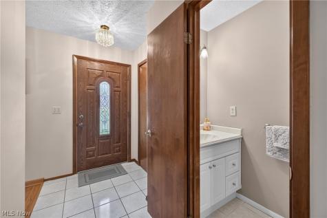 34260 Glen Drive Eastlake OH 44095