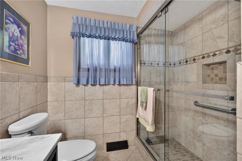 34260 Glen Drive Eastlake OH 44095