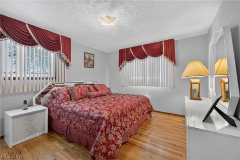 34260 Glen Drive Eastlake OH 44095