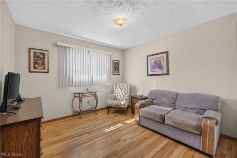 34260 Glen Drive Eastlake OH 44095