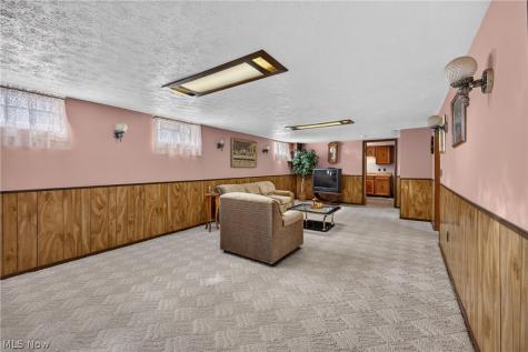 34260 Glen Drive Eastlake OH 44095