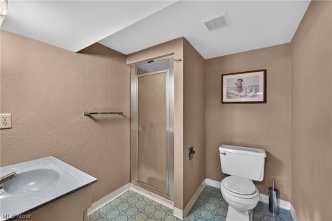 34260 Glen Drive Eastlake OH 44095