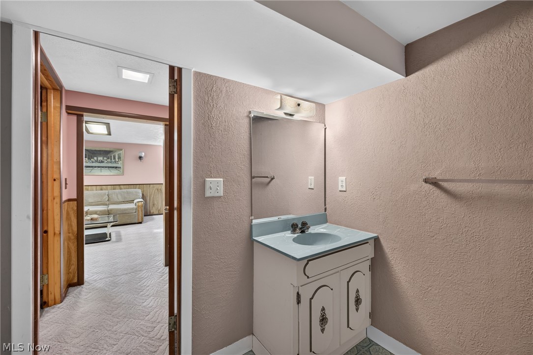 34260 Glen Drive Eastlake OH 44095