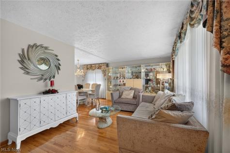 34260 Glen Drive Eastlake OH 44095