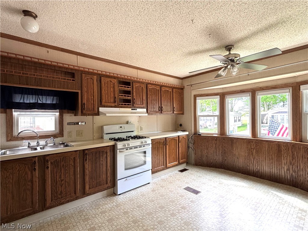 1229 Columbiana Lisbon Road Columbiana OH 44408