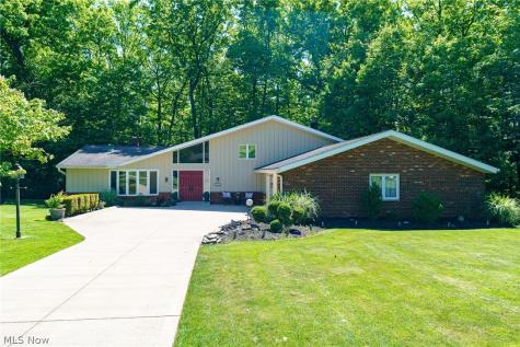 9124 Meadow Lane Brecksville OH 44141