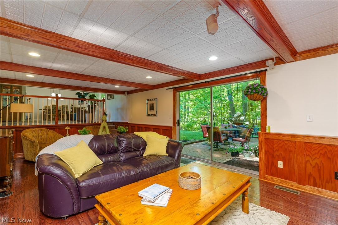 9124 Meadow Lane Brecksville OH 44141