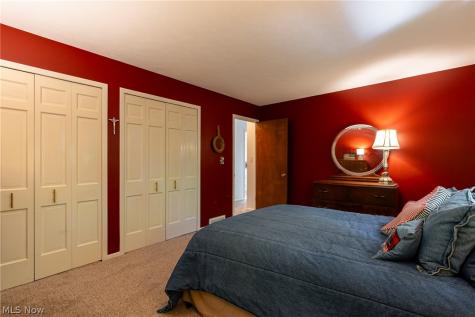 9124 Meadow Lane Brecksville OH 44141