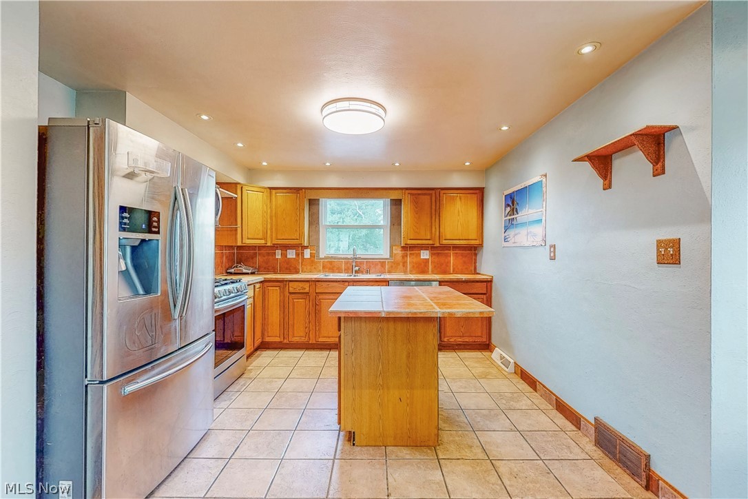 154 Locust Boulevard Steubenville OH 43953