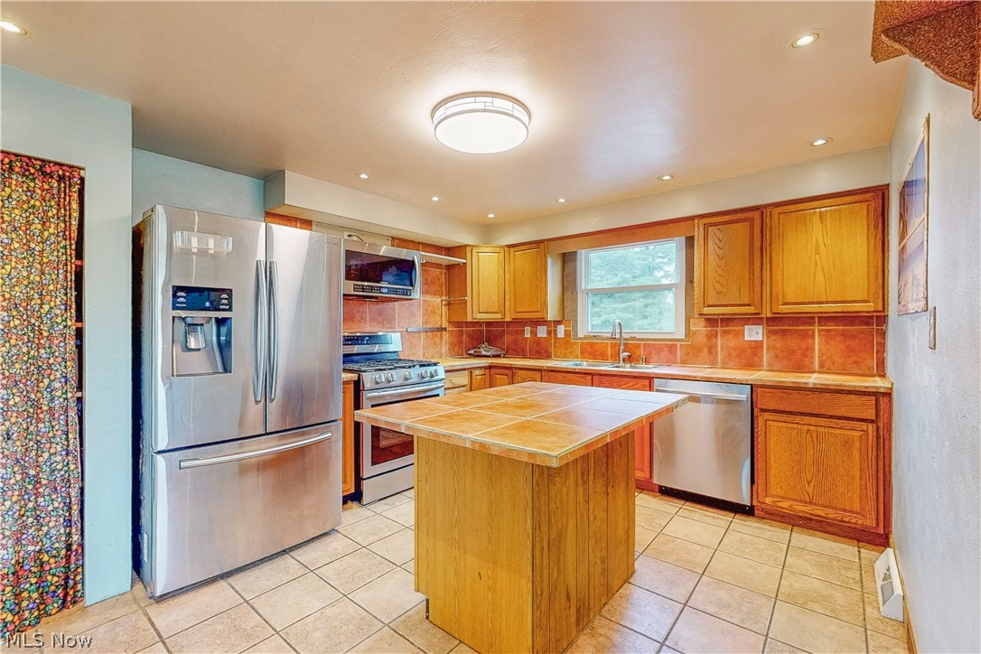 154 Locust Boulevard Steubenville OH 43953