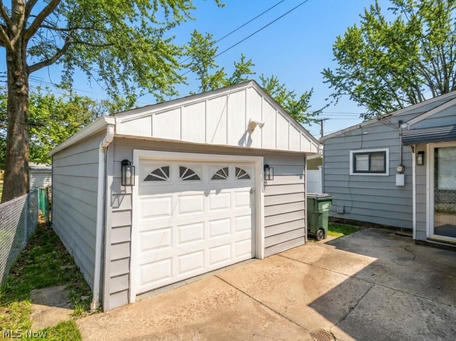 27151 Farringdon Avenue Euclid OH 44132