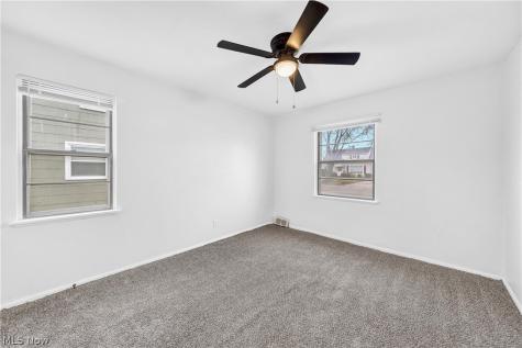 27151 Farringdon Avenue Euclid OH 44132