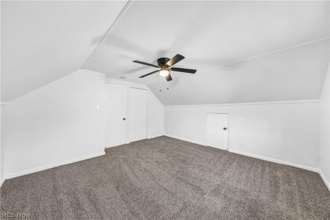 27151 Farringdon Avenue Euclid OH 44132