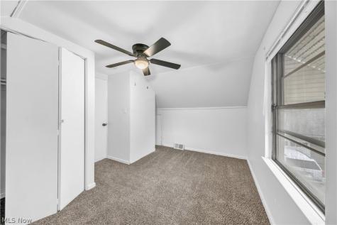 27151 Farringdon Avenue Euclid OH 44132