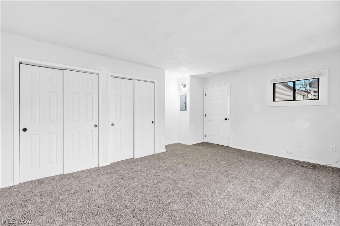 27151 Farringdon Avenue Euclid OH 44132