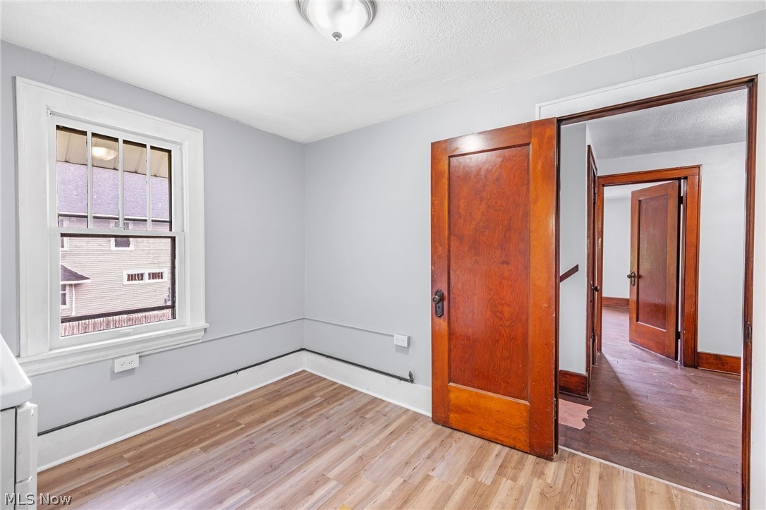 1396 Curtis Street Akron OH 44301