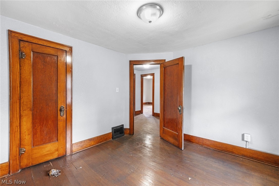 1396 Curtis Street Akron OH 44301