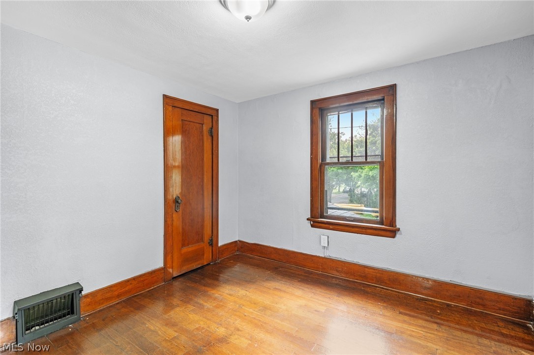 1396 Curtis Street Akron OH 44301