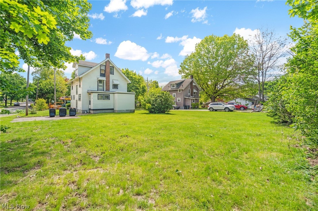 1396 Curtis Street Akron OH 44301
