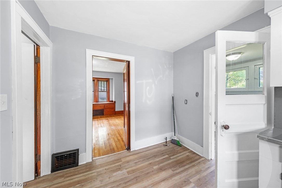 1396 Curtis Street Akron OH 44301