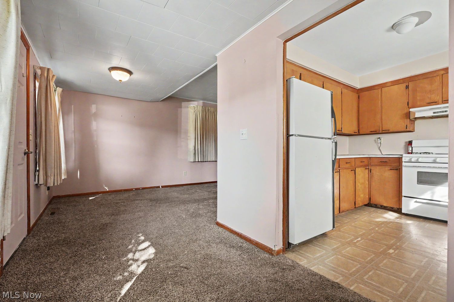 616 E 1st Street Minerva OH 44657