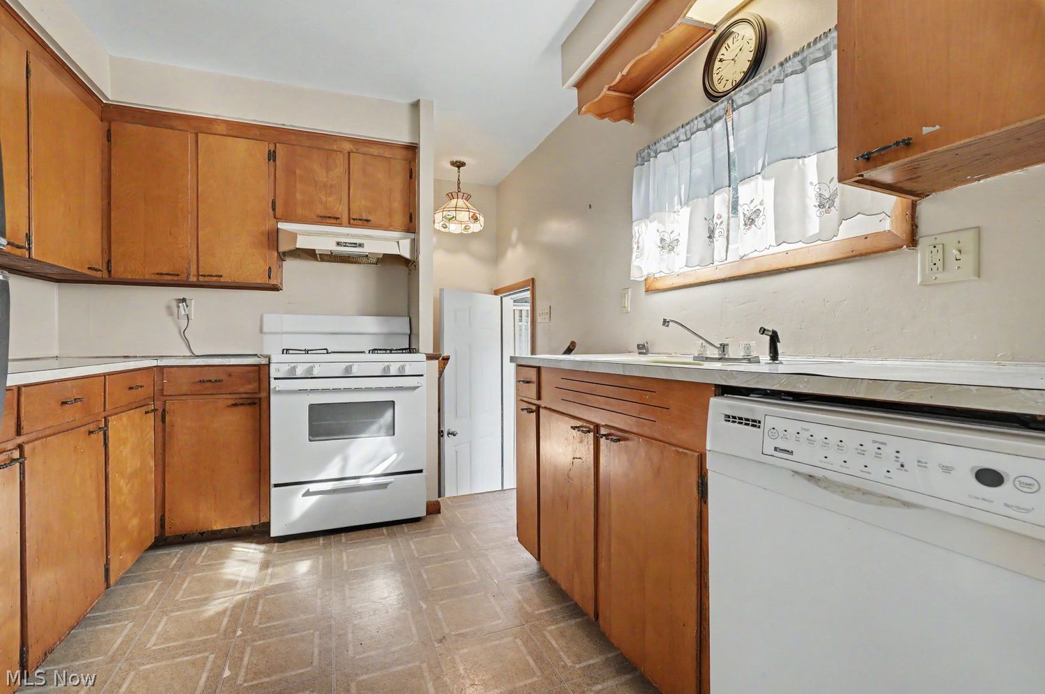 616 E 1st Street Minerva OH 44657