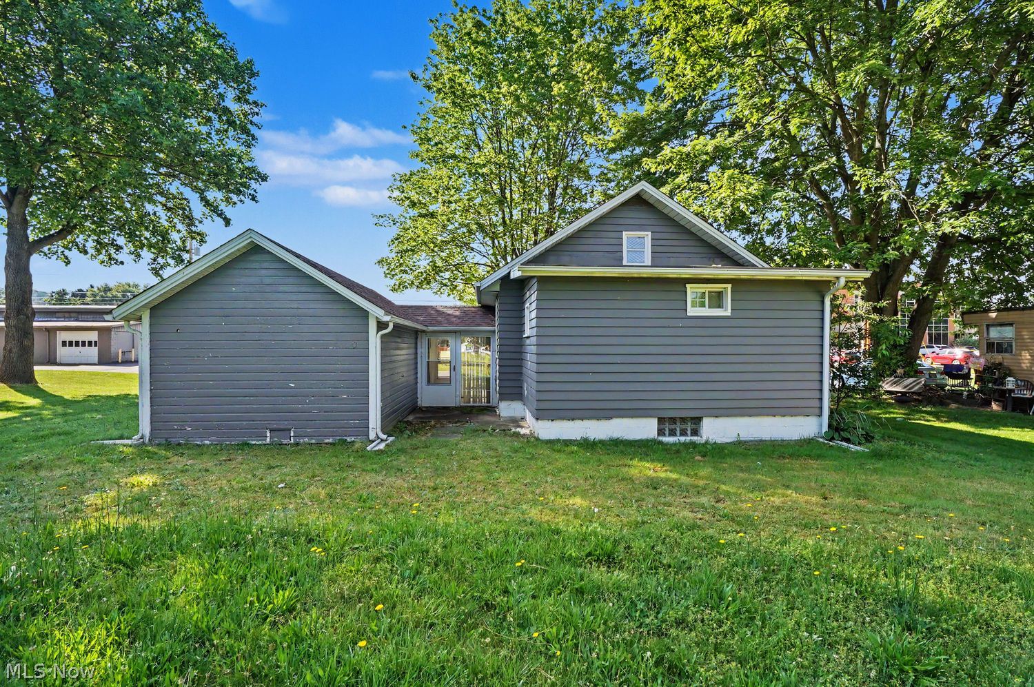 616 E 1st Street Minerva OH 44657
