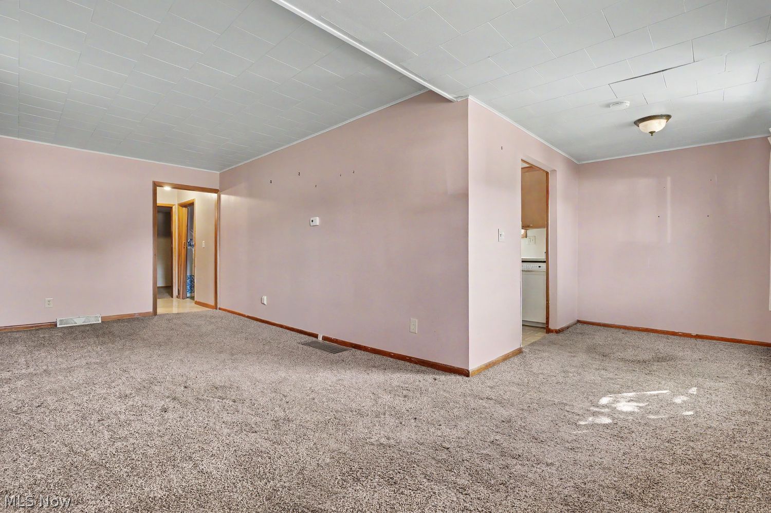 616 E 1st Street Minerva OH 44657