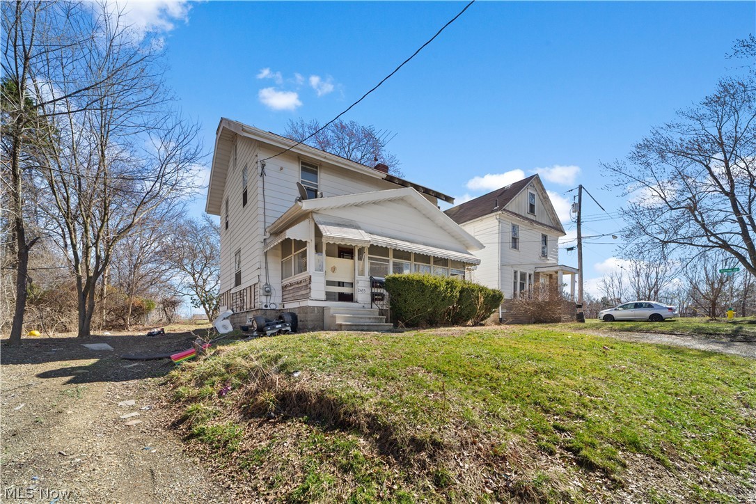 2465 28th SW Akron OH 44314