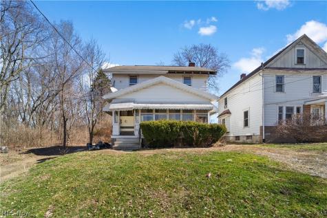 2465 28th SW Akron OH 44314