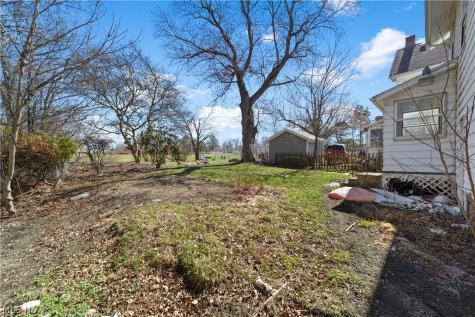 2465 28th SW Akron OH 44314
