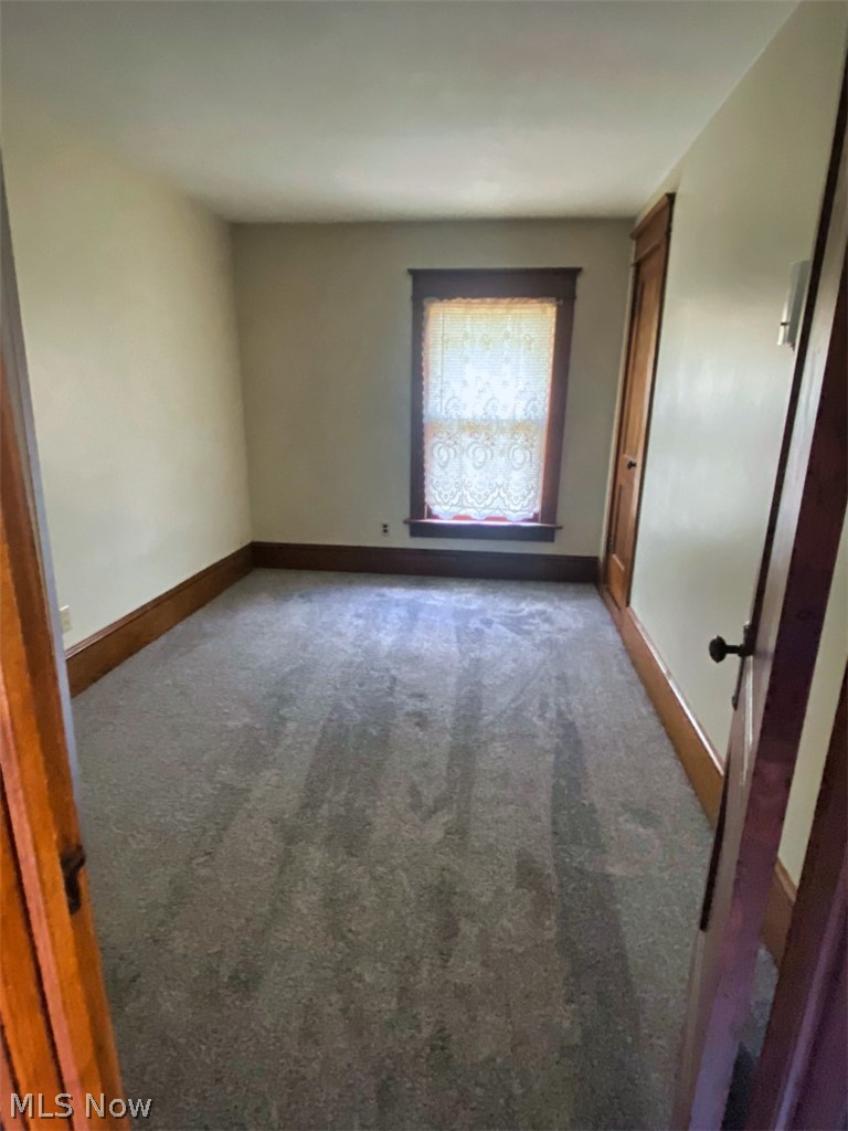 341 Hamilton Avenue Coshocton OH 43812