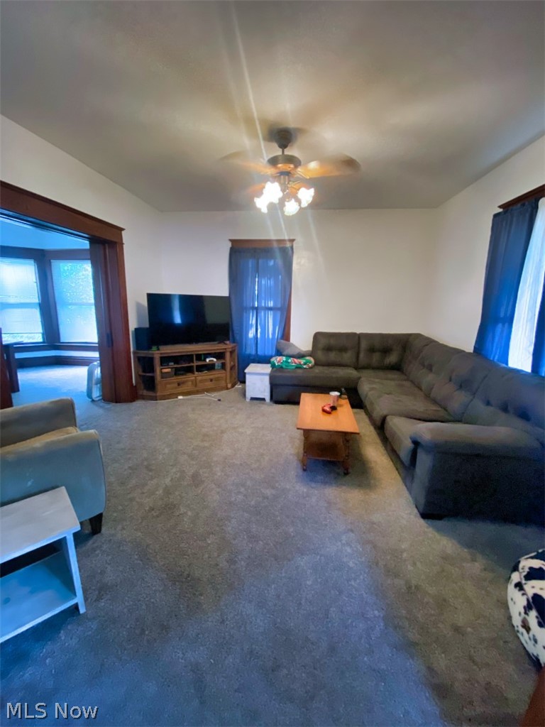 341 Hamilton Avenue Coshocton OH 43812