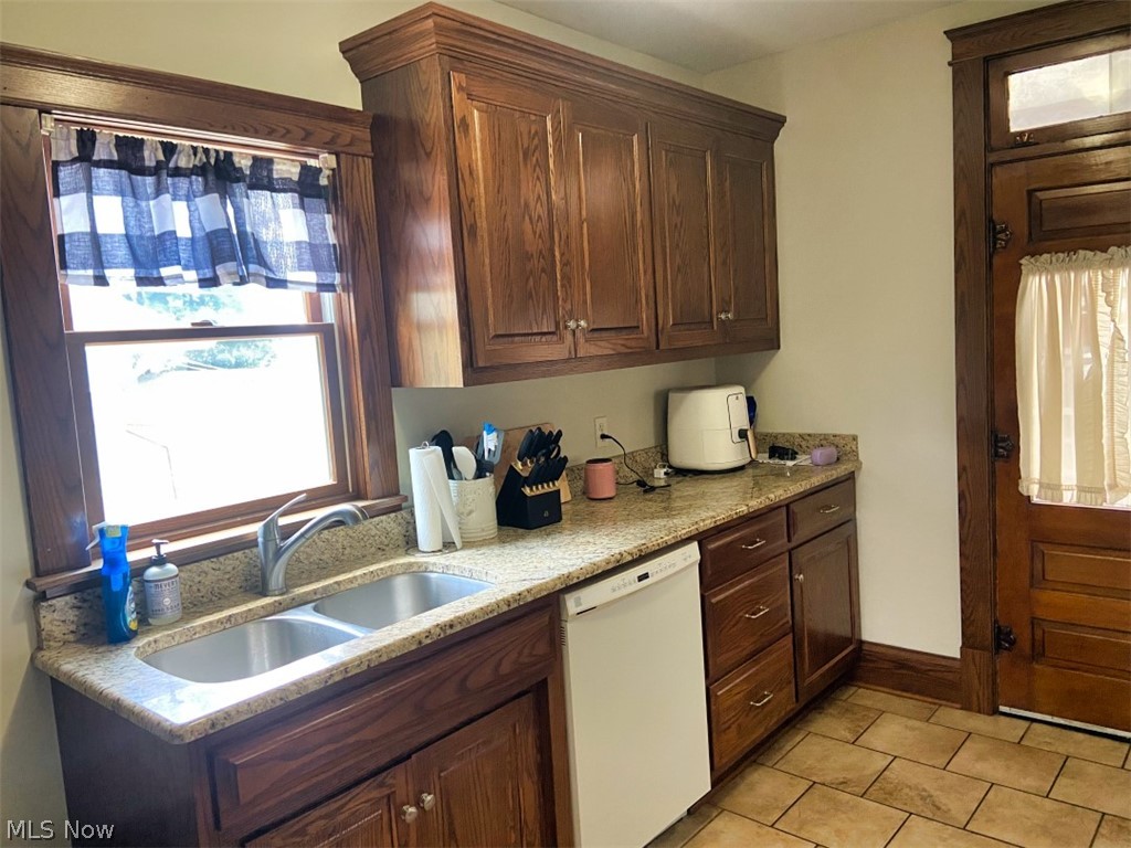 341 Hamilton Avenue Coshocton OH 43812