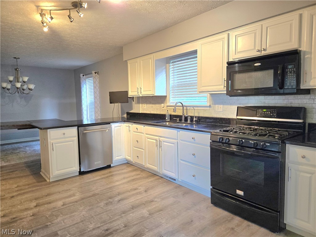 1742 Steese Road Green OH 44685