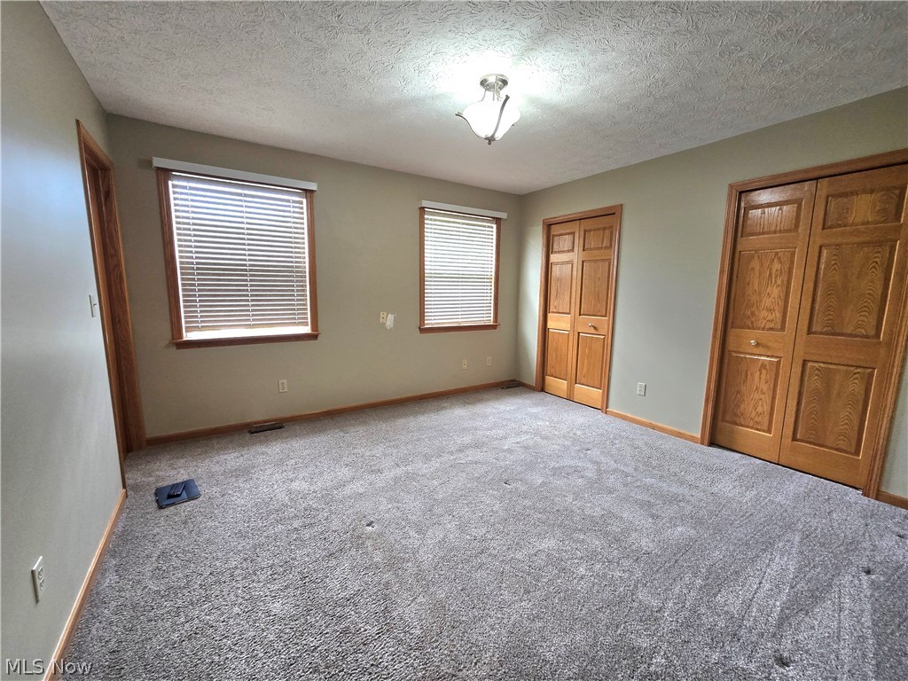 1742 Steese Road Green OH 44685