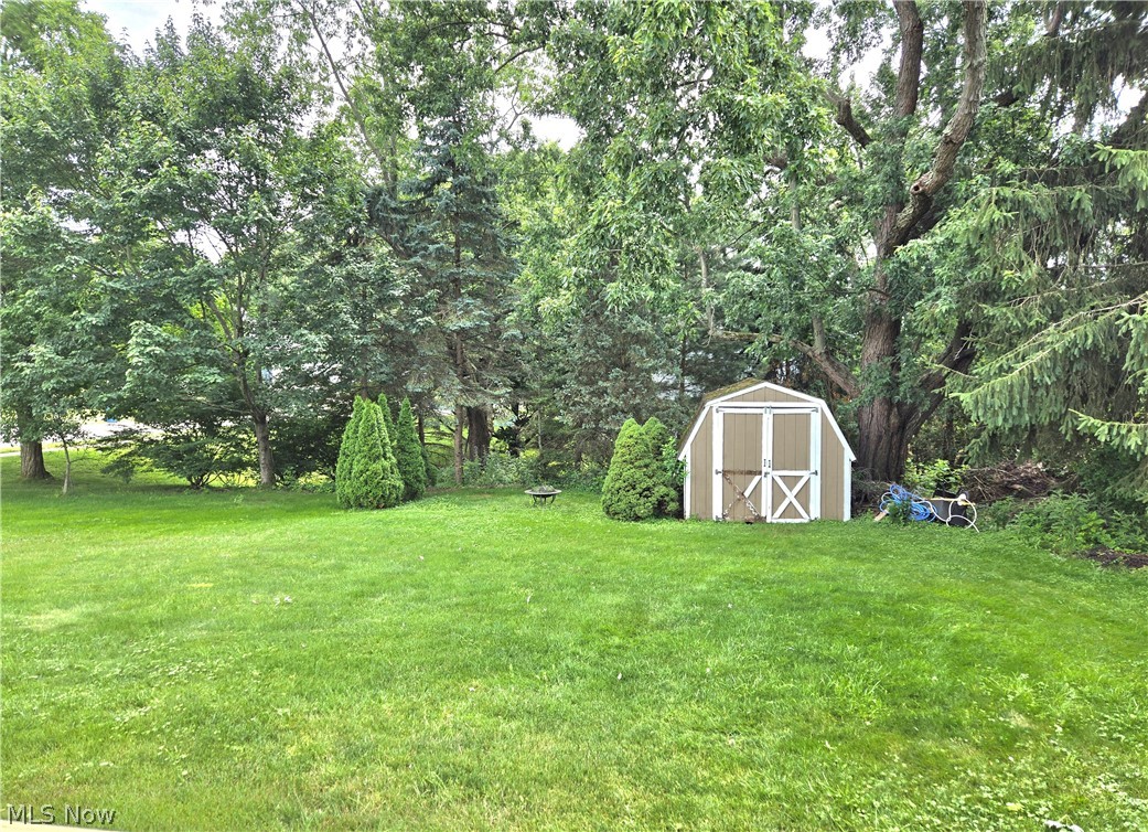 1742 Steese Road Green OH 44685