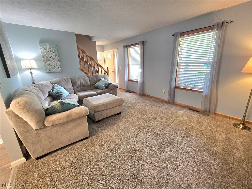 1742 Steese Road Green OH 44685