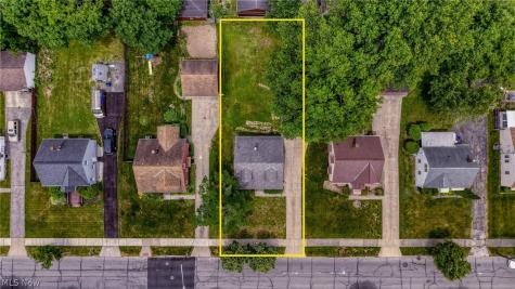 18507 Invermere Avenue Cleveland OH 44122