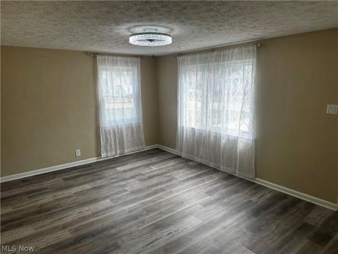 2229 39th Street NW Canton OH 44709